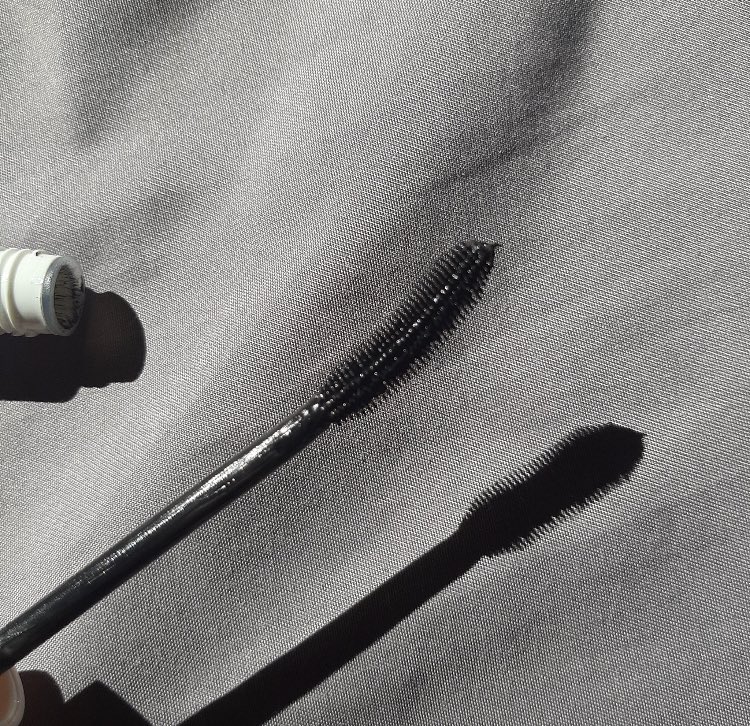 xcloudll's tweet photo. Rose All Day thunder lash mascara
⭐⭐⭐⭐⭐
— https://t.co/NqwEw7X6A2
YALL HAVE TO TRY THIS!!!! sukaaa banget sama ini dari duluu krn bikin bulumata jadi panjang tp gak bikin clumpy dan jadinya keliatan natural banget. m’favv #StrangerThings #recomen #mascara #ombre #lip #moots https://t.co/jZm5pBF7oH