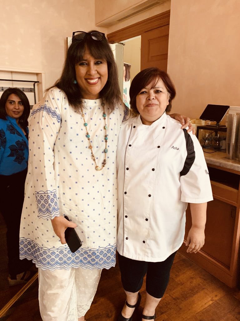 BDUTT's tweet photo. It was also an evening to applaud women like Asha who leads the all women kitchen at @Asma_KhanLDN Darjeeling Express &amp; if our books didn’t offer enough food for thought, there was incredible bhelpuri followed by Asma’s legendary biryani. Thank you everyone 💜 #HumansOfCovid https://t.co/7NZuMuDHX1