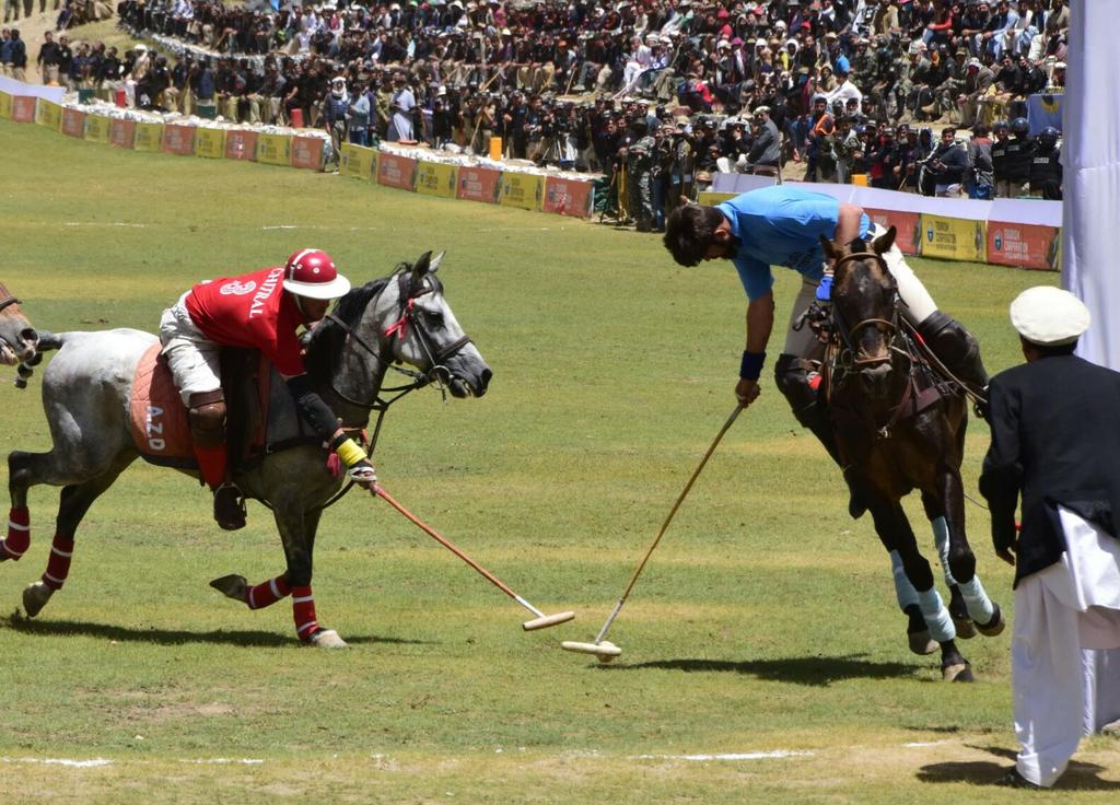 ChitralDiary's tweet photo. CONGRATULATIONS🏆
Chitral won Shandur Polo festival 2022 by 10-09.
#shandur2022 
#Chitral https://t.co/o1aRXAT2pw