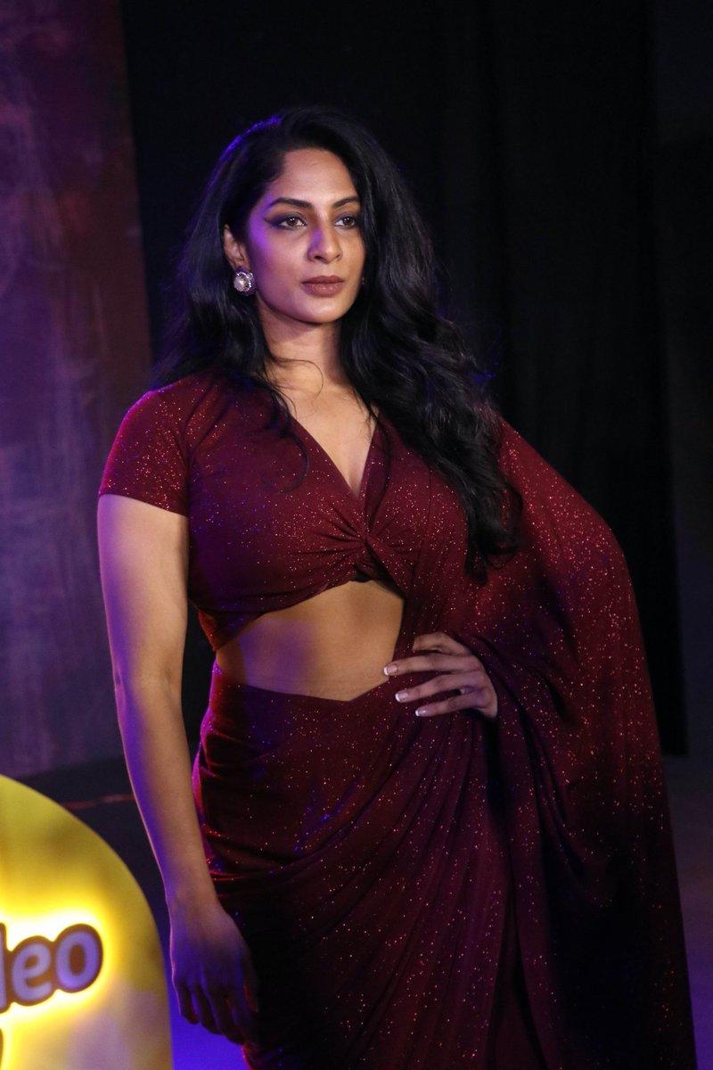 Kollysodaa's tweet image. Dusky Beauty #SriyaReddy Ma'am Latest Stills from #Suzhal Press Meet 😍
#Sriya #Shriya #SuzhalTheVortex #ShriyaReddy #suzhalreview