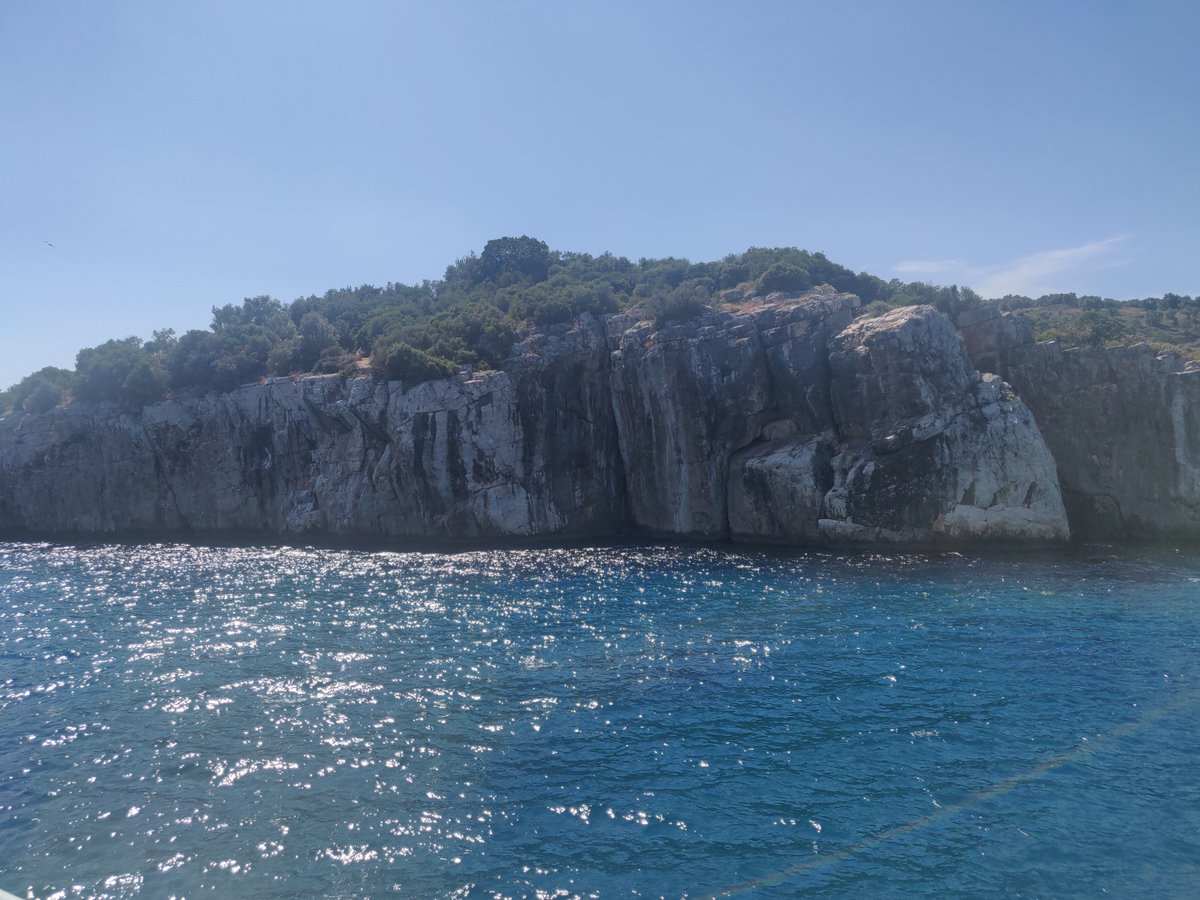 The 10th Hellenic Rheology Conference #HSR2022 was recently organised in the beautiful Greek island of #Skiathos. From <a href="/rheo_chalmers/">Rheology and Processing of Soft Matter @Chalmers</a>, <a href="/AsesMishra/">Ases Akas Mishra</a>  (PhD student) presented his work on the thixotropic modelling of yield stress fluids, as part of the #MSCA #ITN project #YIELDGAP.