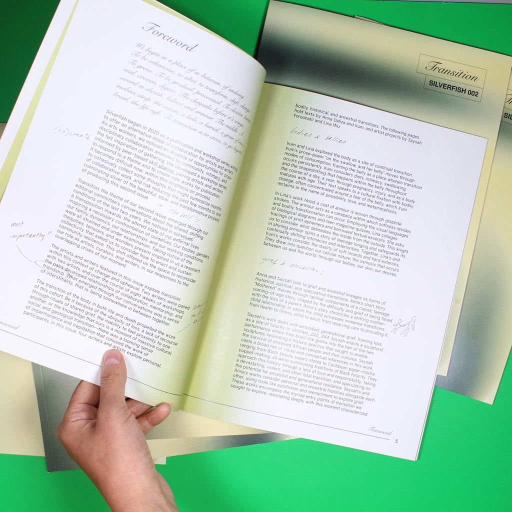 ArtMetropole's tweet photo. 🥰 new arrival 🥰
Silverfish Issue 002: Transition
This issue explores transition as a way of moving through historical and personal grief; as a way to craft intergenerational and ancestral relationships; as bodily transformation...
#SilverfishMagazine
#ArtsWriting https://t.co/x9Uq0b62O1