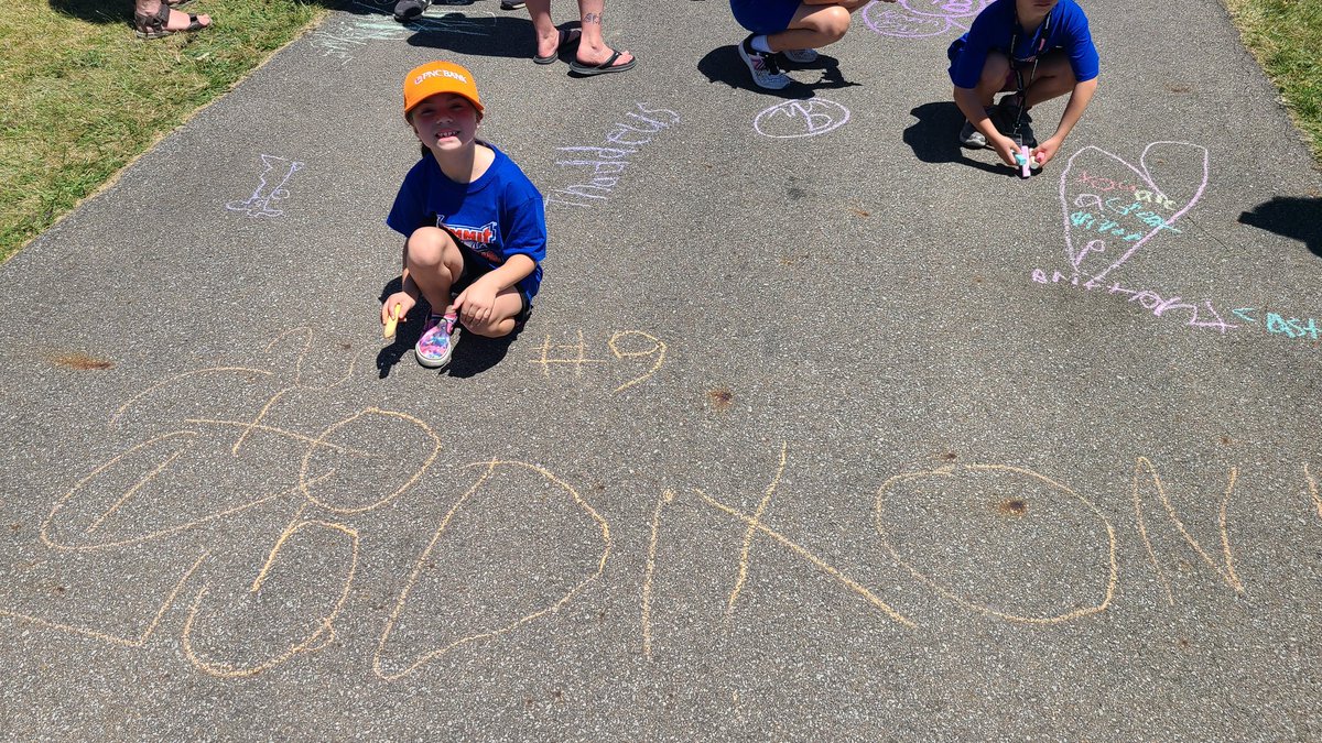 smshultz's tweet photo. @ColtonHerta and @scottdixon9, my kids are split. Maybe you can make it a 1-2. Sort it out by lap 80. @FollowAndretti @CGRTeams @Mid_Ohio @IndyCar @IndyCarNation  #INDYCAR https://t.co/N0LlwUUcCR