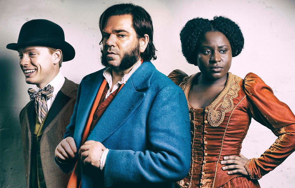 Oi Oi Malloy! In case you missed this sexy slice of comedy news, Year of the Rabbit is now streaming on Britbox US. Fackin CUSHTY 🐰

📸: Ben Meadows (@BenCMeadows)

#YearoftheRabbit #Britcom #MattBerry #SusanWokoma #FreddieFox #PaulKaye #KeeleyHawes #SallyPhillips #JillHalfpenny