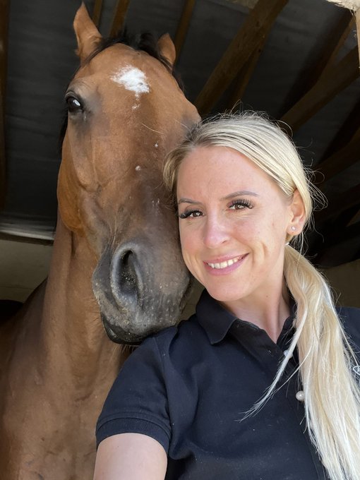 Snuggles with my boy today #equestrian #Horses https://t.co/rKCCAZ9hX3<a href="/tag/equestrian"class="tags">#equestrian</a><a href="/tag/horses"class="tags">#Horses</a>