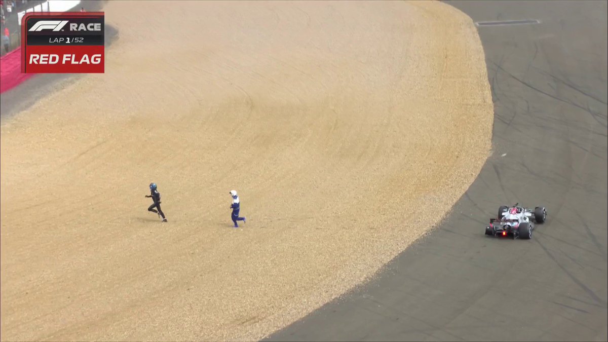 AddictF2's tweet photo. Russell immediately running to check if Zhou is okay

Legend. https://t.co/HoqI3jBjqk