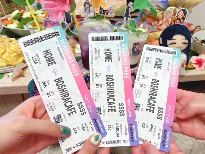 搭乗券風招待チケット作ったりよく見たら料理に金箔せてたりします😂😂愛をたくさん詰めました https://t.co/2UQPv4Pgg4 