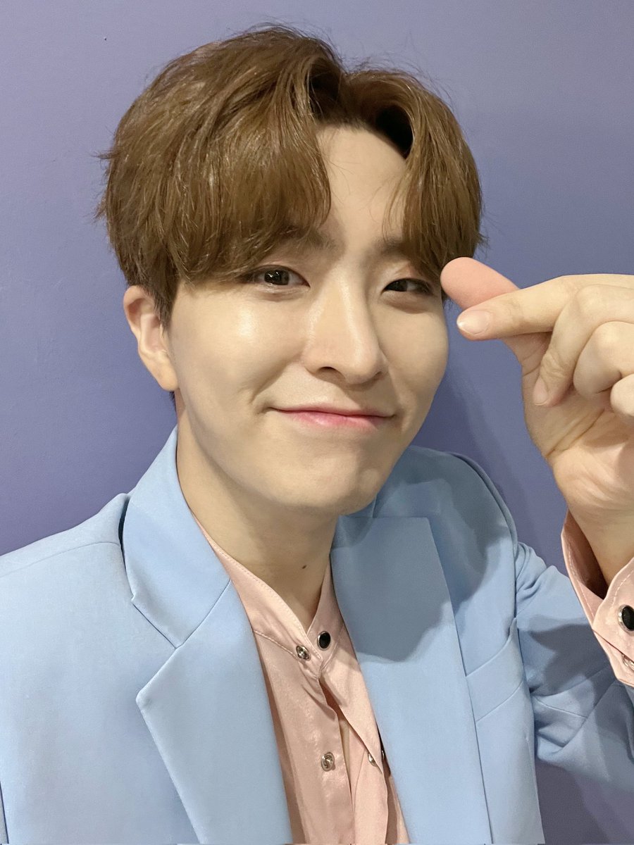 영재 YOUNGJAE tweet media