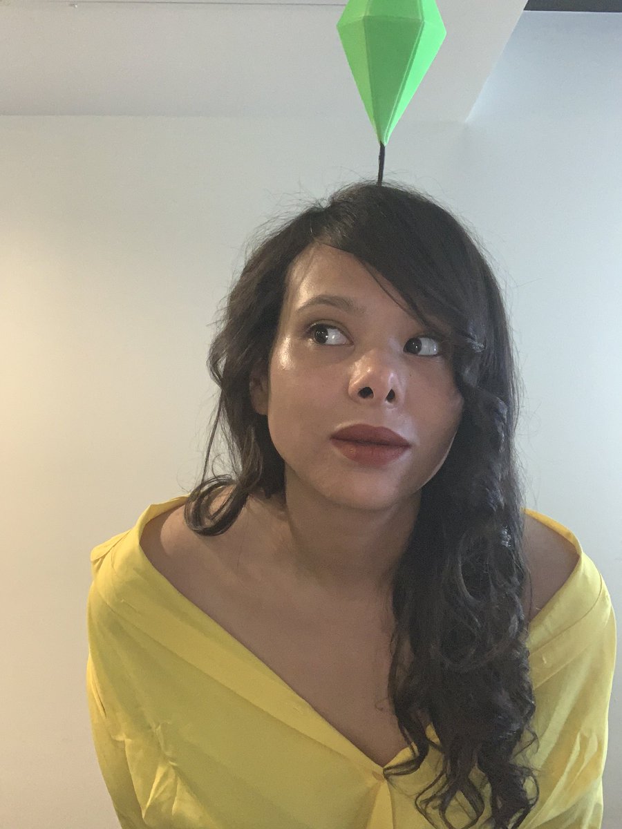 MurkMaestro's tweet photo. @SimsCreatorsCom @GACUCon @CottoneeSocks @TheSims TRYING to dress up like my simself for @GACUCon https://t.co/dYdgmzaMui