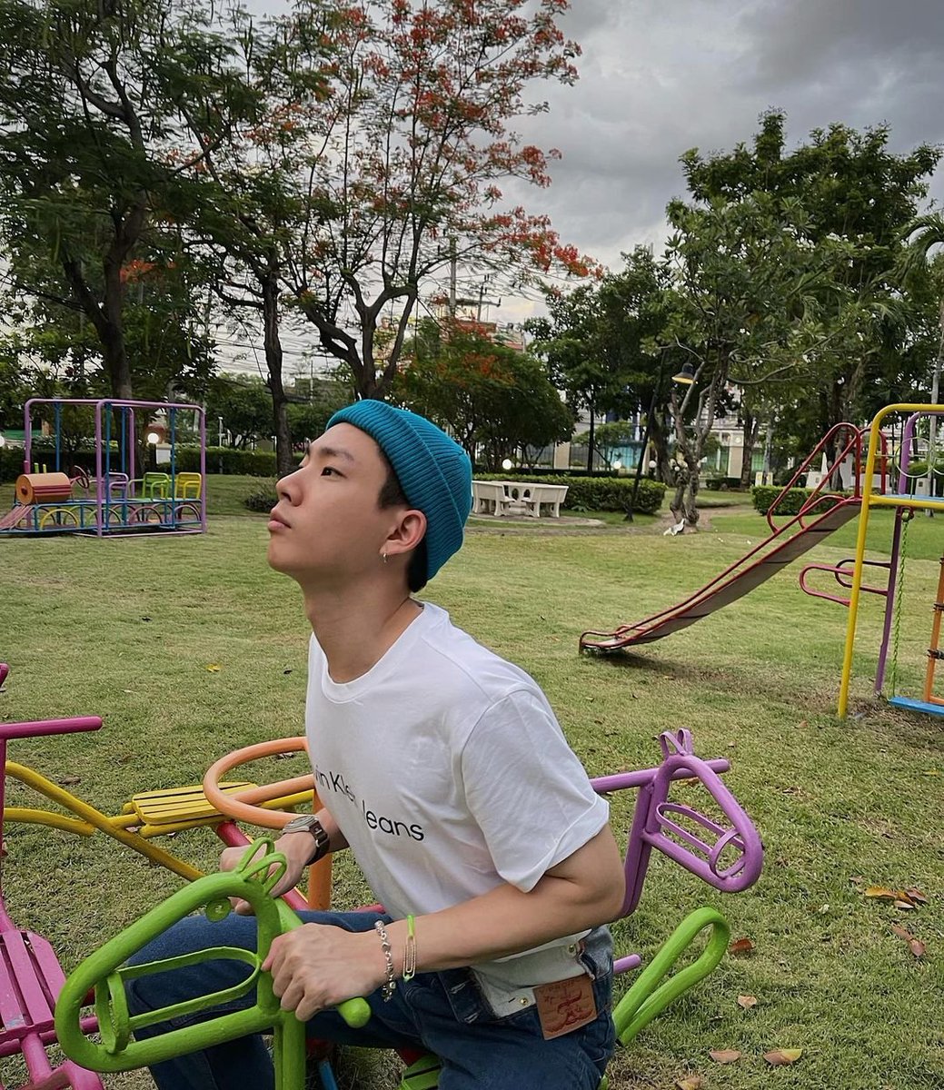 Actualización de <a href="/off_tumcial/">ออฟที่แปลว่าปิดประตูแพ้</a> en Instagram
[03/07/2022]

#offgun #off #offgunfamily #offguncouple #offgunisreal #offgunmoment #ออฟกัน #offjumpol #offjumpoladulkittiporn #offgun_rosario_