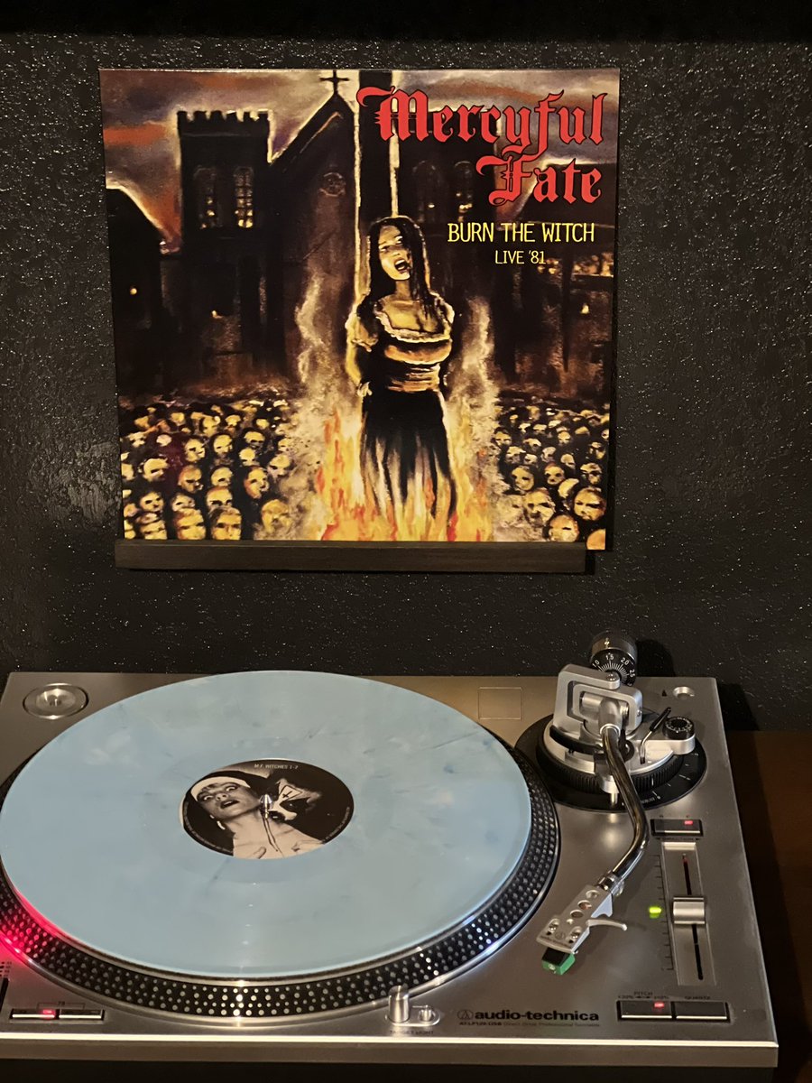satancblckmetal's tweet photo. MEECYFUL FATE “Burn the Witch” Live 1981 bootleg  #mercyfulfate 162of500 #diskoton https://t.co/YGjmVW22Th