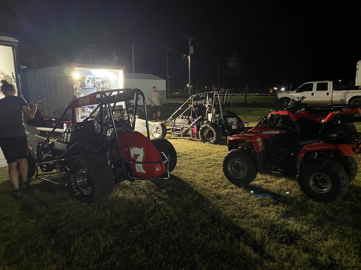 ShannonMcQueenRacing tweet media