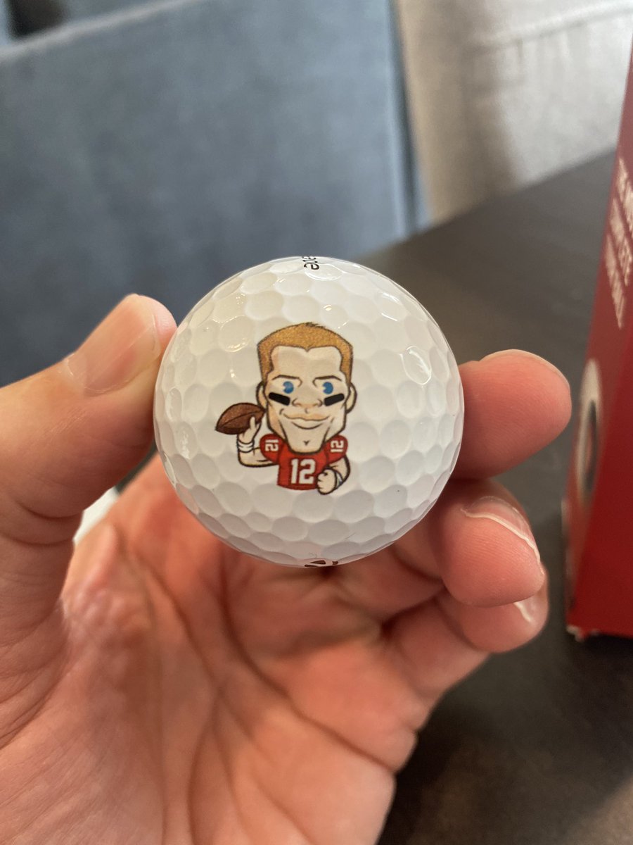 Rogerkeating17's tweet photo. Spending my 50th birthday golfing with @TomBrady #seniortour https://t.co/UmeEOVeoQj