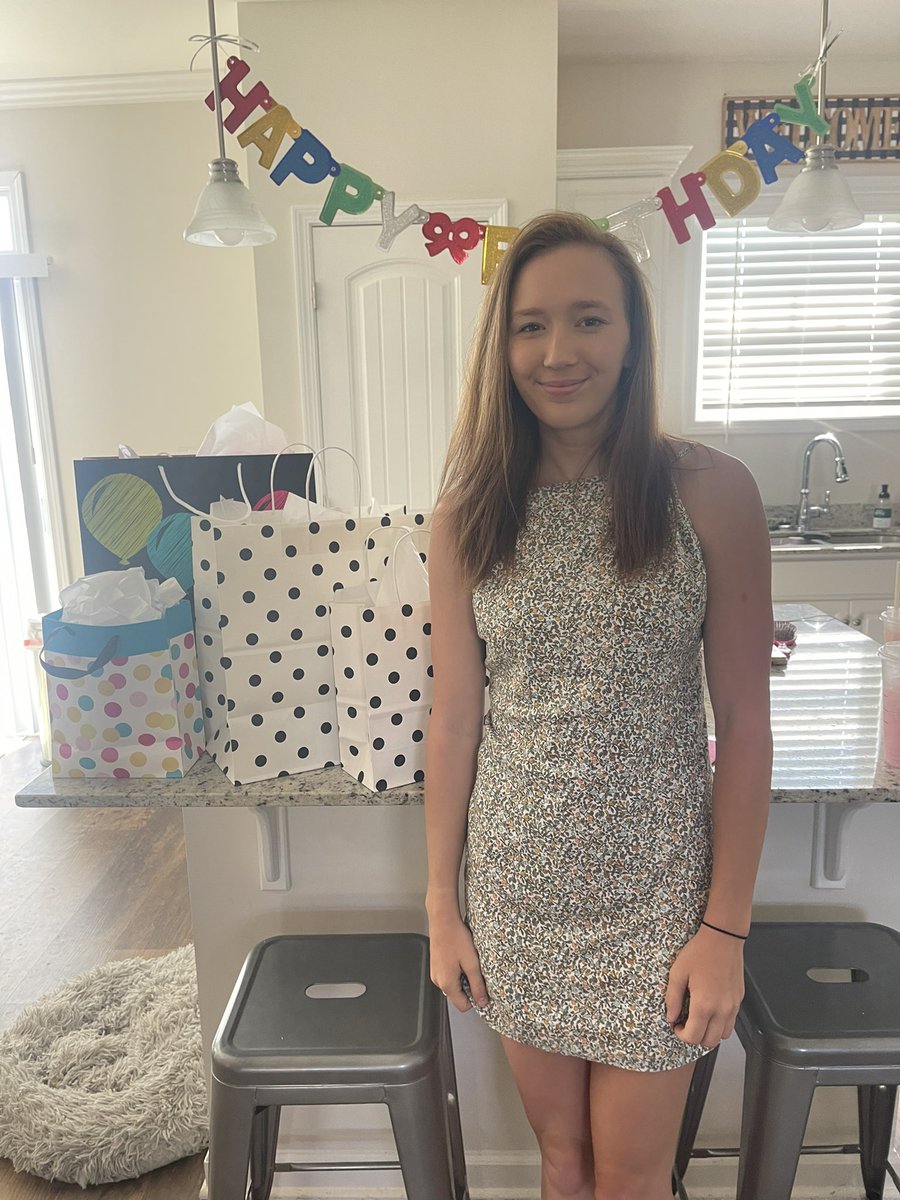 SavSamSunflower's tweet photo. Look at my baby B! She changed into athletic clothes right after. On brand. Gah I love her!!!!!!! #BIs19 https://t.co/W3XJqnXIB1