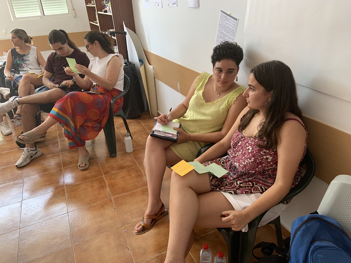 MCMEspana's tweet photo. Continuamos el Momento Asambleario soñando y pensando el plan estratégico que juntos construiremos para los próximos 4 años.
¿Hacía donde debe caminar el MCM en este tiempo? 👣

#AsambleaMCM #FamiliaConsolación https://t.co/uzLcv2JzCG