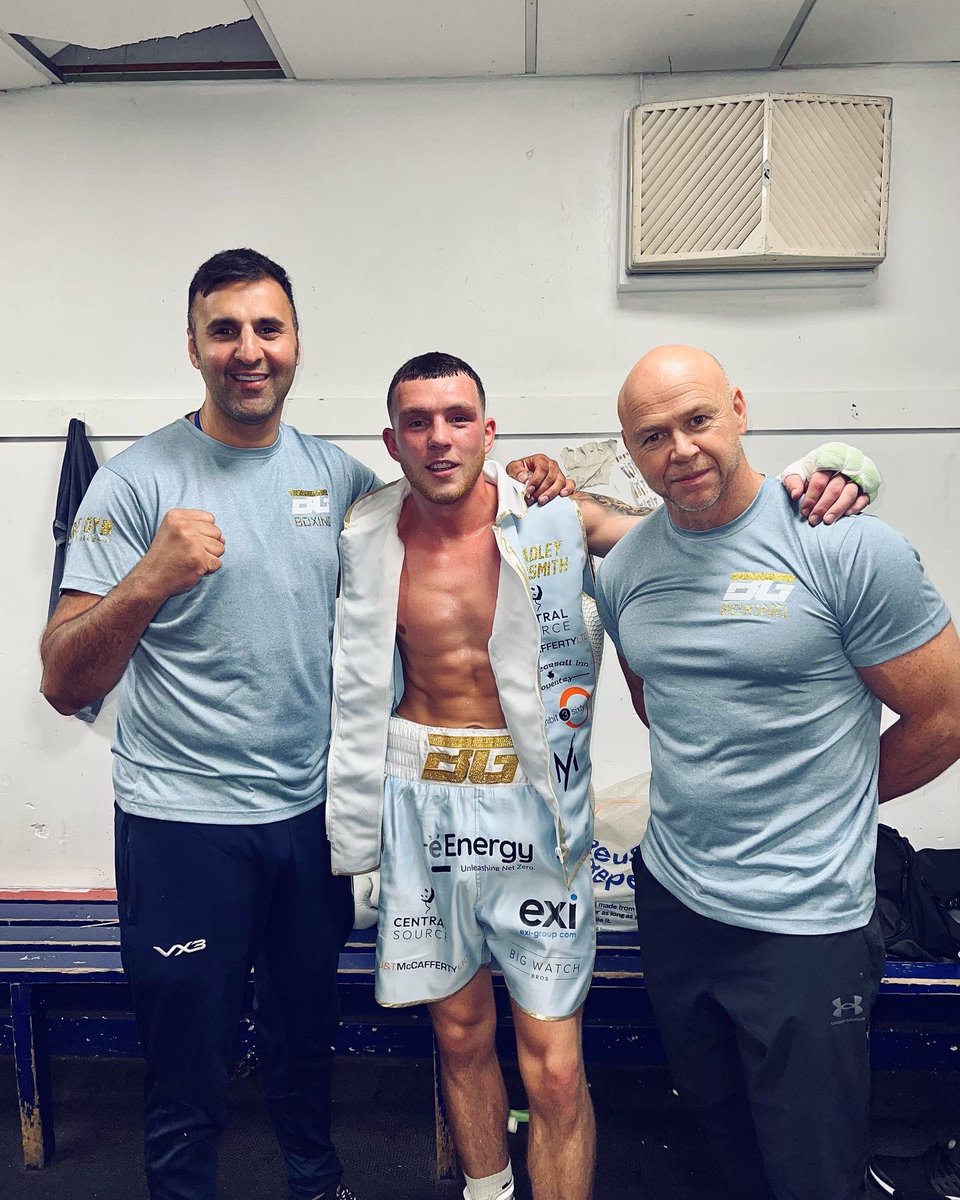 GoldsmithBrad's tweet photo. 4-0 2KO’s‼️🥊 https://t.co/QnX9NoJ41h