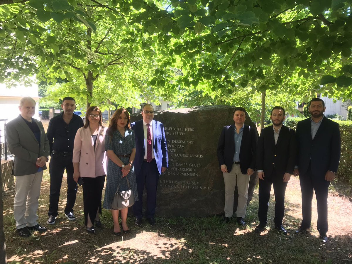 It’s a pleasure to welcome the Armenia-Germany parliamentary friendship Group. First visit #Lepsiushaus #Potsdam . Looking forward for a great working week. 🇦🇲🤝🇩🇪