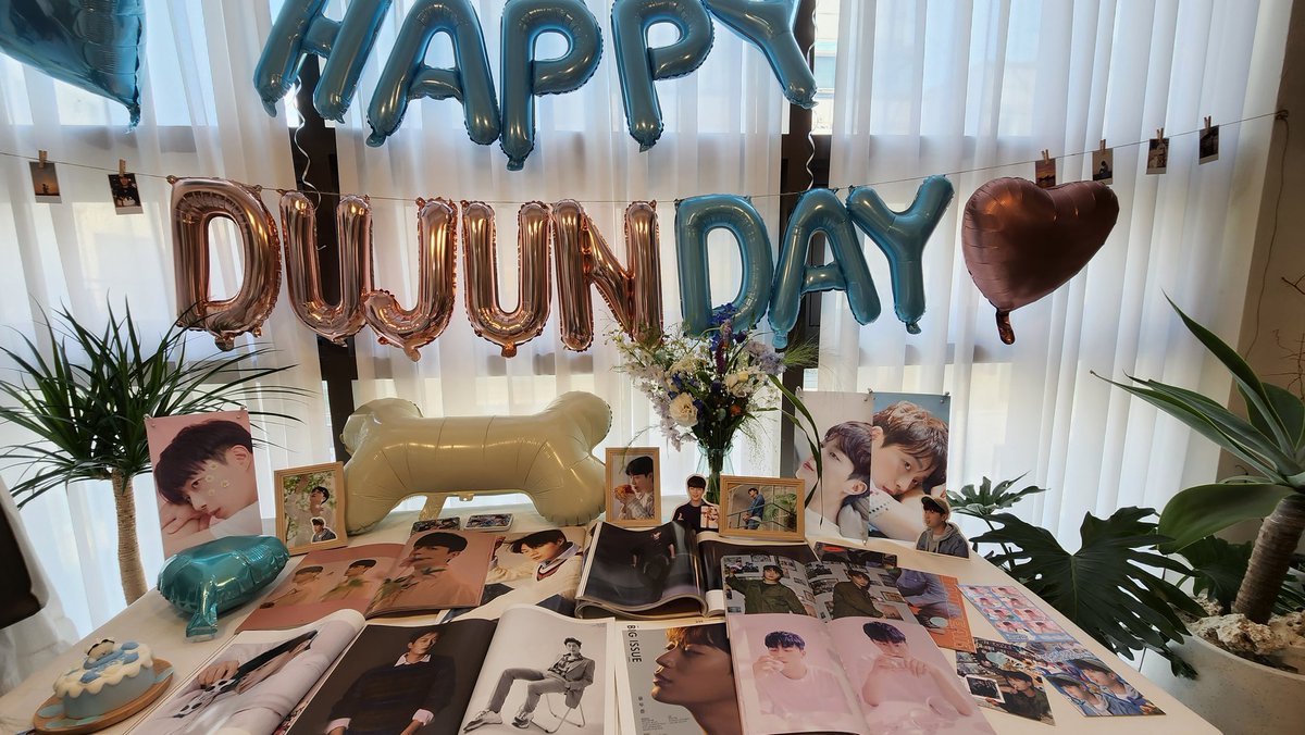 yodeulle's tweet photo. 𝐅𝐨𝐨𝐥 𝐨𝐟 𝐋𝐎𝐕𝐄, 𝐅𝐮𝐥𝐥 𝐨𝐟 𝐃𝐔𝐉𝐔𝐍☘️
꽃을 좋아해서 제일 기대했던 곳이었는데 사장님들 너어어무 친절하시고 보기좋다고 행복한하루되라고 해주셔서 마음이 몽글몽글했답니다 너무 예쁜특전까지 진짜 행복했어요😚
#꽃이피듯_넌_피어나 
#오늘_하룬_어땠어 https://t.co/RBdoDnwMui