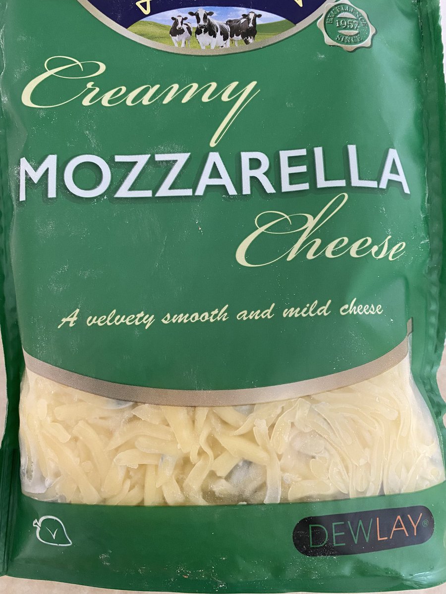 PocketRugby's tweet photo. @DewlayCheese bought this yesterday, opened in the evening to make pizzas &amp; it’s blue inside…🤢🤢 https://t.co/zZ7d31Qgwy