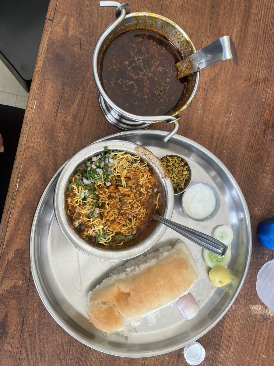 Ashutosh084B's tweet photo. Rest week with very light running, however in just 1 week i did my Longest run and Longest ride on strava not bad 😀 #weekendlifestyle https://t.co/hvVPj3AkbD