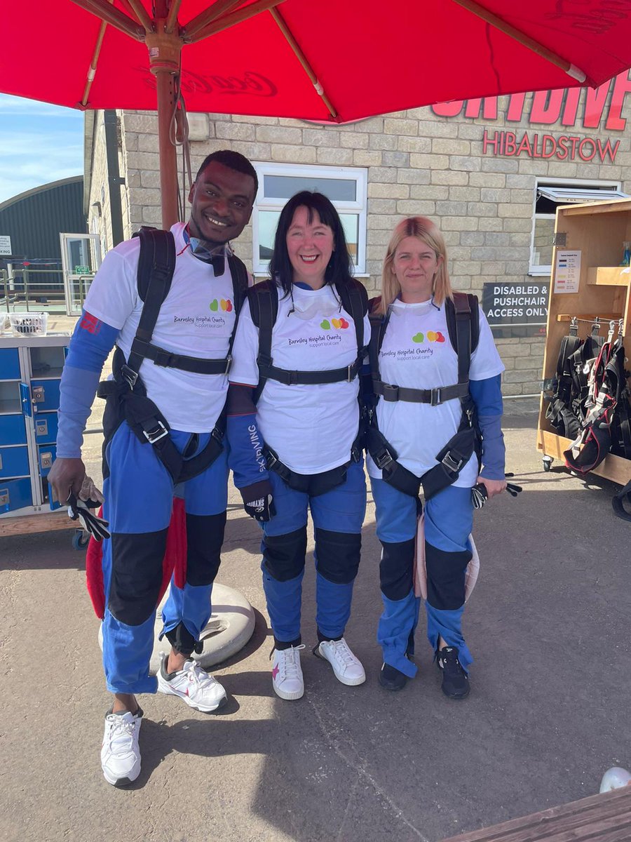 Do you fancy joining @loubygallagher fantastic lead nurse on our Care of the Elderly ward @barnshospital for our next skydive on 29 September? Message us to secure your place and help make a difference for our patients living with dementia like Joseph, Jane and Louise P did 💙🪂