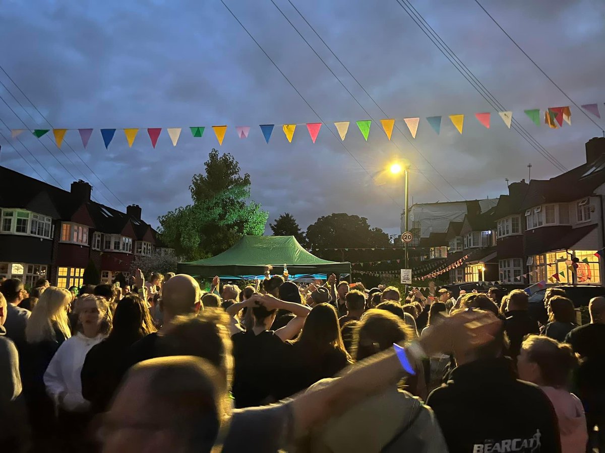 James Dean tweet media