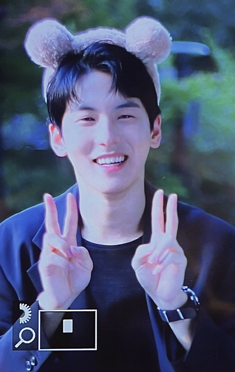 퇴근길에서 머리띠써주는남자 씹호감 

#마녀2 #김기해 👍🏻