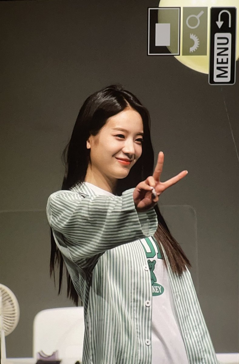 Curious_1227's tweet photo. 220703 프리뷰 #1

#프로미스나인       #fromis_9      
#장규리 #JangGyuri https://t.co/OIuiF2Xgpl