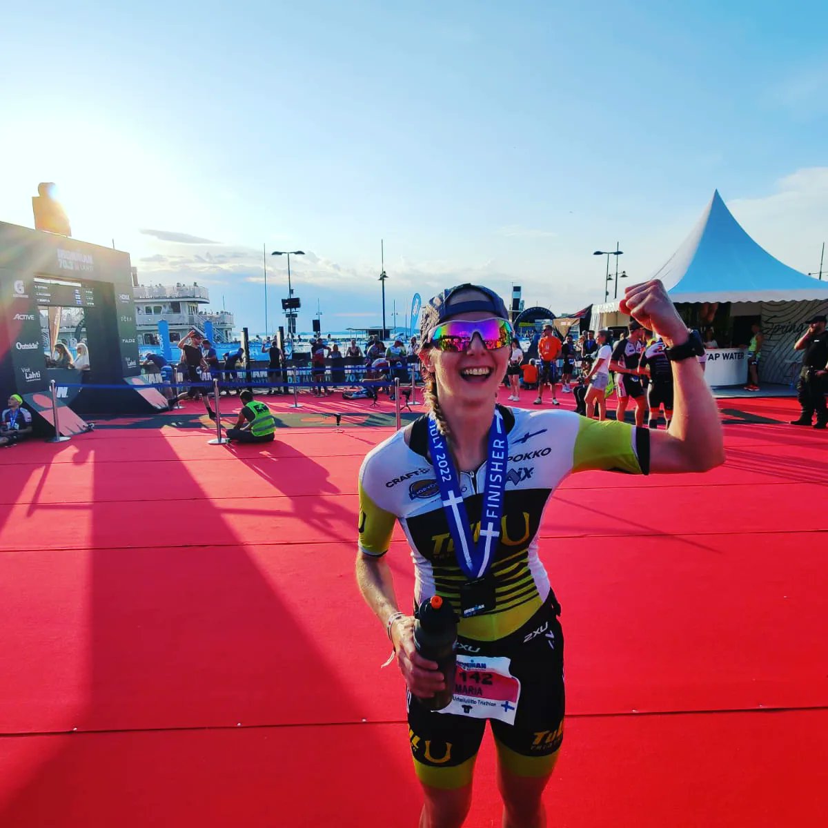 MariaKosunen's tweet photo. Ironman Lahti 70.3 F30-34  🥉
Kuuma kesäpäivä ja aina yhtä ihana maaliviivan ylitys. Nämä hetket on niitä, minkä takia kannattaa yrittää treenata, vaikka se välillä onkin vähän haastavaa.

@ironmanfinland #ironmanlahti https://t.co/Mya1gAdGJE