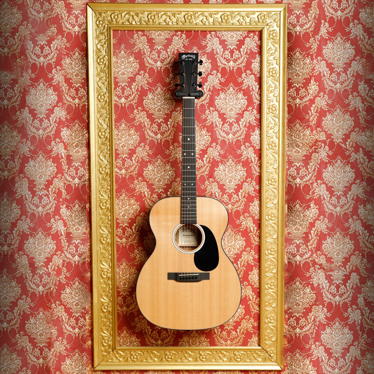 musicdistrib's tweet image. La belleza tan especial de la @MartinGuitar  000-12E Koa

Con un brillo natural que resalta su tapa de abeto. Esta guitarra cuenta con aros y fondo de Koa y caoba africana, lo que le permite ofrecer unos graves especiales

Preciosa unidad disponible en @Stringsfield