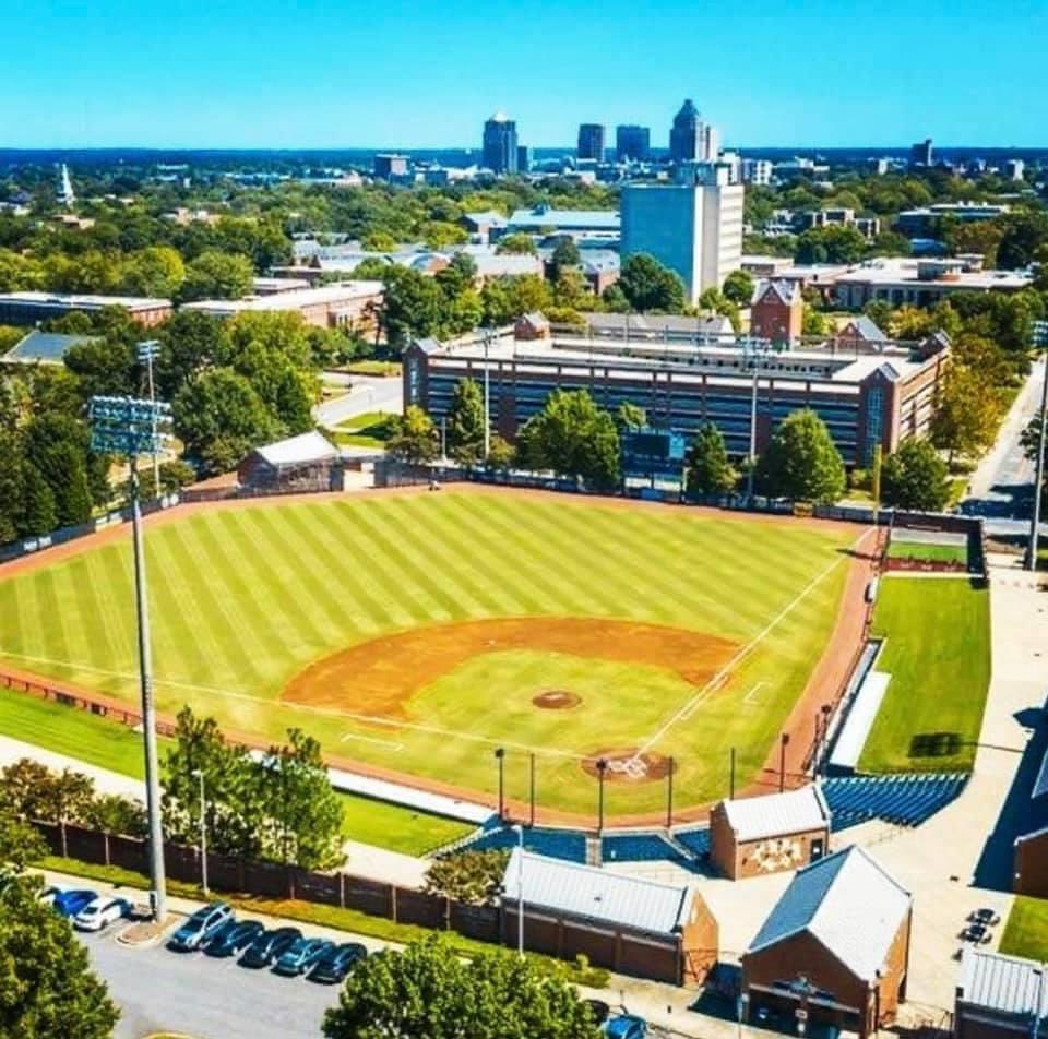 BGbaseballcamps's tweet image. Youth Camp July 11-14 9am-3pm ages 6-12 at UNCG   Not to late to sign up for FUN and Skill Development.  Games played daily!!  Sign up at bgbaseballcamps.com