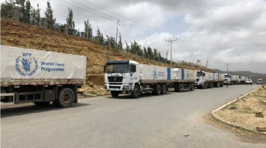 KassahunBelay2's tweet photo. @UnityForEthio
Westerners actively resupplying Tigary region under the cover of UN-provided humanitarian aid shipments,can support 5.9 million,but humanitarian aid is not provided to needy people rather #TPLF kept it for its fighters.
#DisarmTPLF 
#PeaceforEthiopia 
#PeaceforHoA https://t.co/T7apipZV0S