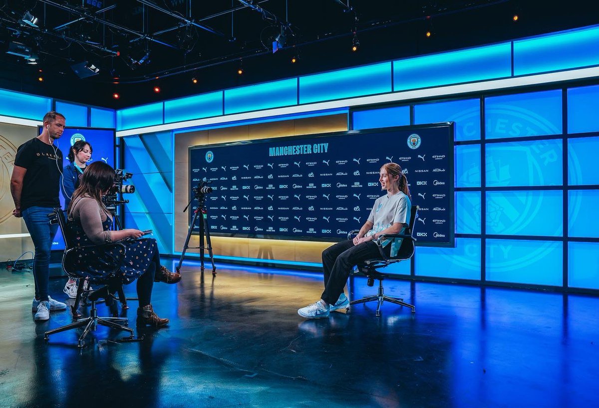 Very grateful and excited to be here🤩

Thank you to all the fans for your warm welcome and nice messages, I can’t wait to meet you all and get started with the team!