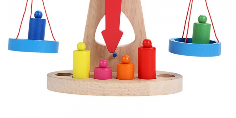 #babies Wooden Weighing Scale for Kids bouncydino.com/new-montessori…