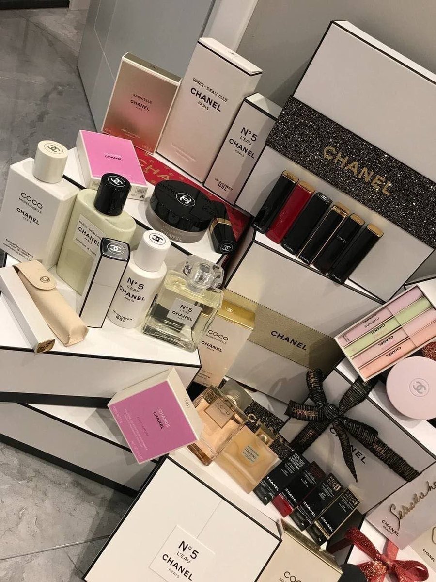 suvi198704's tweet photo. Don't ask girls why they buy these because I love beauty #BTC #Ethereum #USDT https://t.co/P7lfxU4jgD