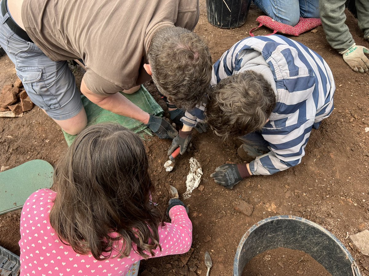 Context One Heritage & Archaeology (@context_one) on Twitter photo It’s family weekend at the <a href="/CourtCrowcombe/">Crowcombe Court</a> excavation for <a href="/QuantockLPS/">Quantock Landscape Partnership Scheme</a> and here we are busy excavating a lovely #Victorian plate, and all before lunch! It’s family weekend at the <a href="/CourtCrowcombe/">Crowcombe Court</a> excavation for <a href="/QuantockLPS/">Quantock Landscape Partnership Scheme</a> and here we are busy excavating a lovely #Victorian plate, and all before lunch!