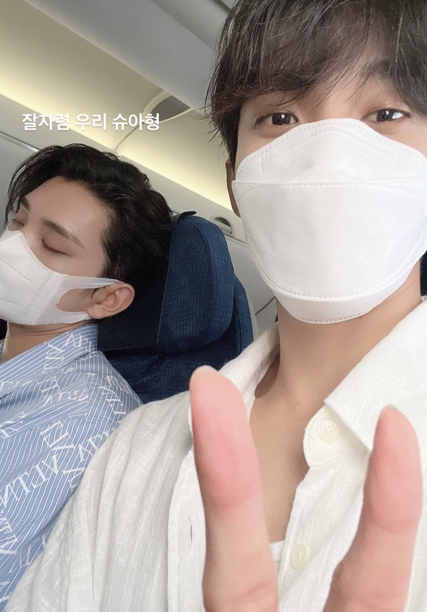 random seoksoo (@randomseoksoo) on Twitter photo 