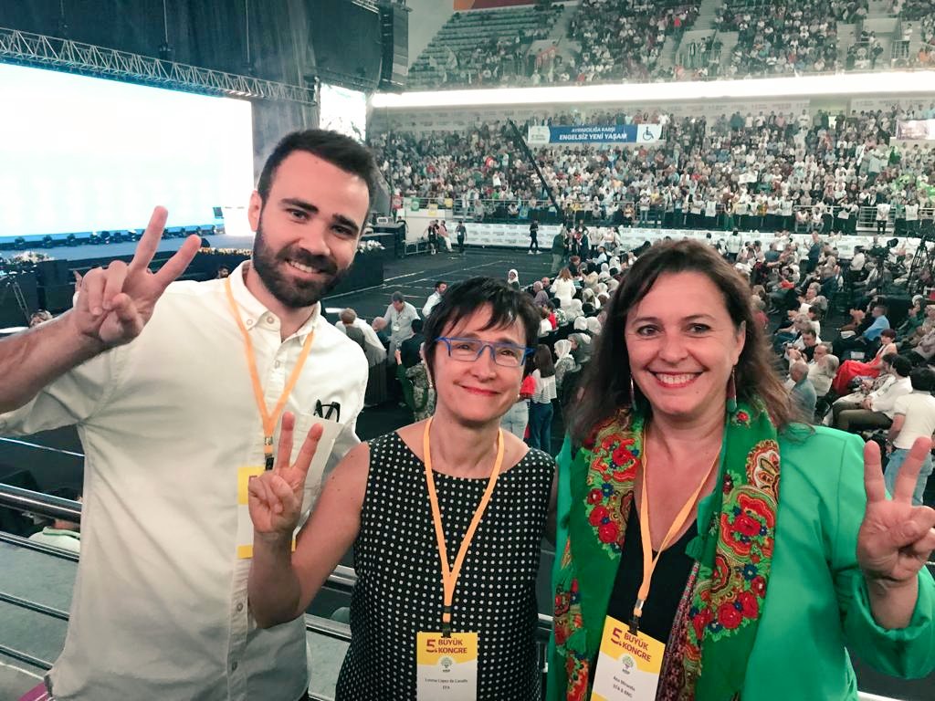 🗣 EFA President <a href="/lorenalacalleA/">Lorena López de Lacalle</a> at @HDPenglish Congress: "Repression of Erdogan's regime does not stop you and will not stop you. Because you are the solution, you are the promise, and you are strong. You will resist and you will prevail!"