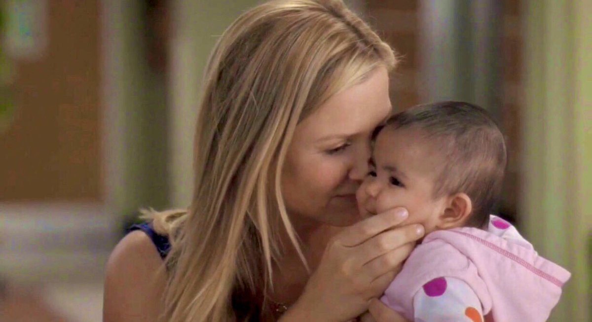 badpostarizona's tweet photo. “there was a choice — and i could stay, or i could run, and i chose motherhood. and it was the best choice that i ever made.” — arizona robbins https://t.co/FloloAKxsU