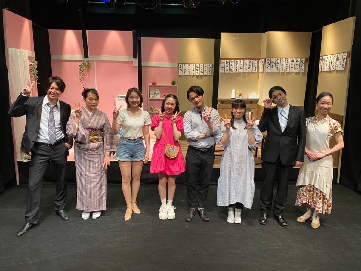 zerobeat_321's tweet photo. 『女子会×男子会』
無事全ステージ終える事ができました。
ご来場、御応援頂いた皆様に支えられ千穐楽も終える事が出来ました。
ご来場、御応援頂いた皆様誠にありがとうございました！！
これからも出演頂きましたキャストさん、そしてZERO BEAT.を応援いただけましたら幸いで御座います。 https://t.co/YhGFkWdr1A