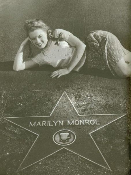 Marilyn Monroe and her star ⭐