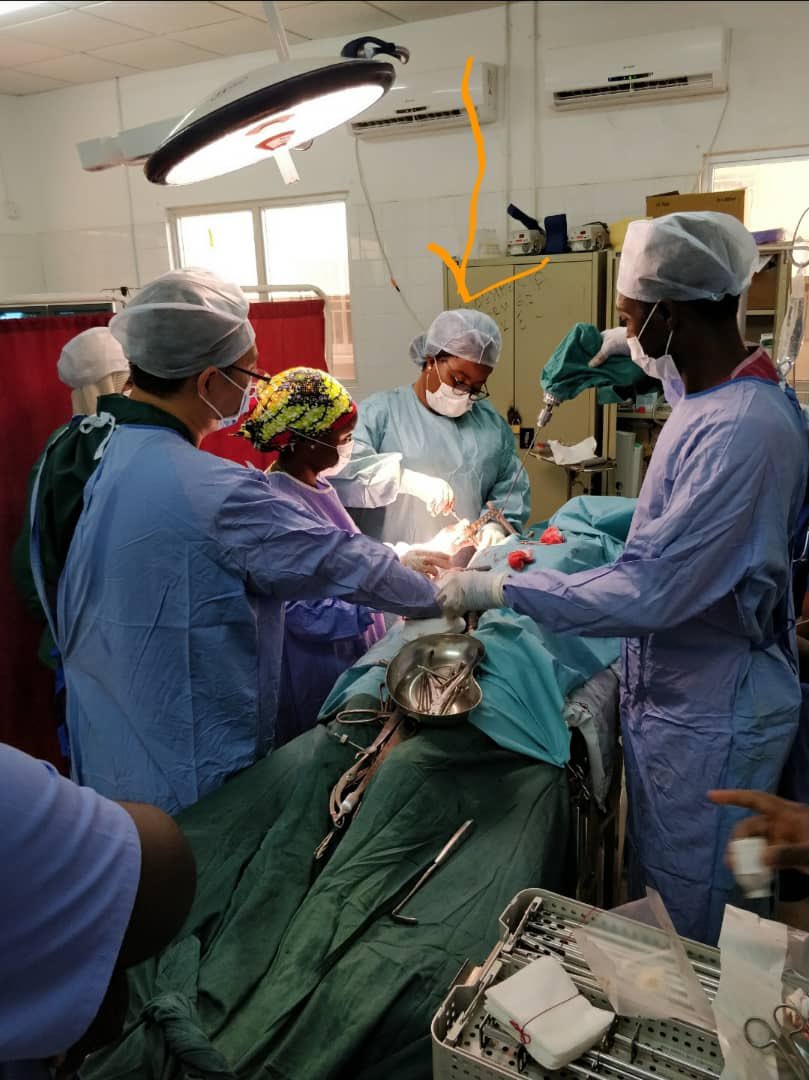 OrthoEfsth's tweet photo. In addition to now training residents at home, we also currently have 2 residents in Malawi @SusoMariama (Dec 2020) &amp; @AngelJaiteh (Dec 2021) training at @QECH_Chipatala sponsored by @TheAOAlliance They should be back with us as specialists in 2025/26 #GenderBalance #OrthoTwitter https://t.co/mu6Y2U1v6n
