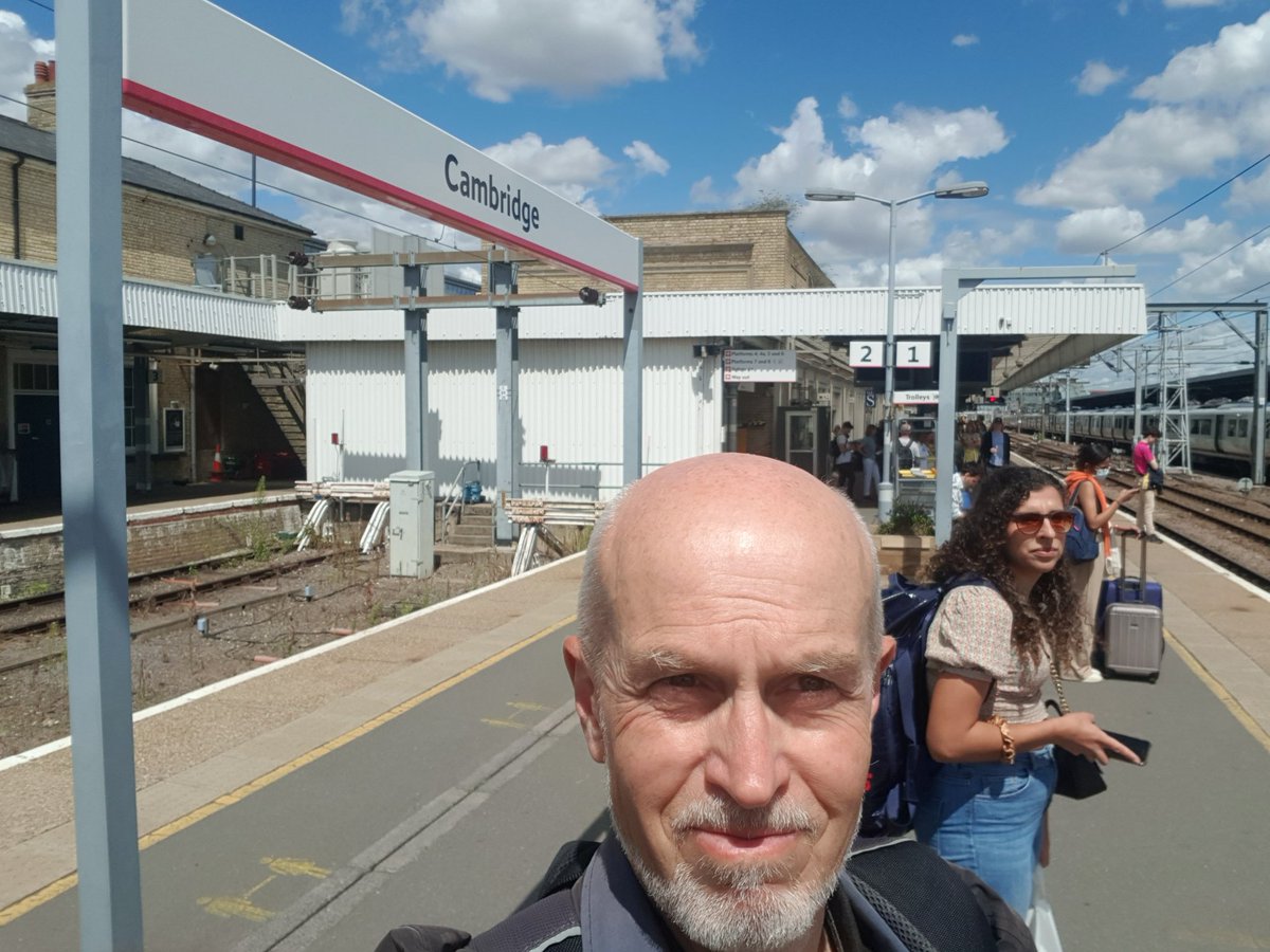 rdlarter's tweet photo. As I didn't attend the EGU meeting this year I didn't join colleagues taking the #TraintoEGU. However, I have a meeting in Bonn tomorrow so I decided to try making this journey by train. Here I am at Cambridge station at shortly after 1pm. I'll post updates below. https://t.co/kZpaNM5WIE
