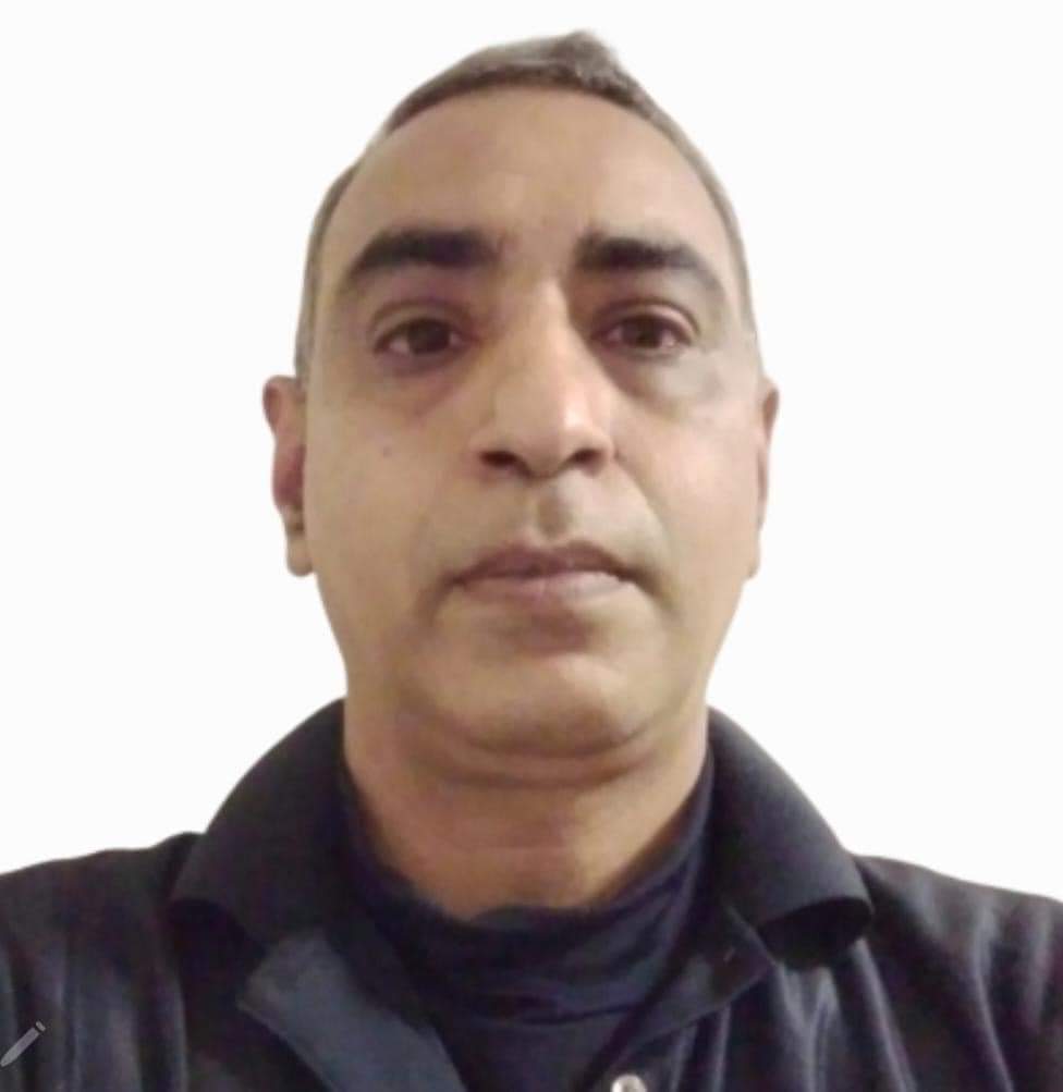 Mani_Ehmad's tweet photo. Attention #Pakistan #HelpAlerts
Looking for the family of this person name Mutahir Butt frm #Islamabad or #Rawalpindi. He passed away in USA. There is no information of his family. Kindly spread the words so his family can be informed about his death. kindly contact +19019216080 https://t.co/q1QXbSnzpk