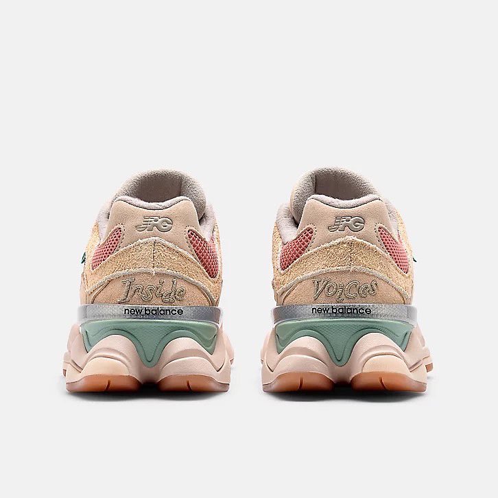 FitThemAll's tweet photo. Elle s’est faite attendre, elle arrive enfin ! ☀️ 

La New Balance 9060 en collaboration avec Joe Freshgoods sera disponible le 14 juillet dans son coloris « Penny Cookie Pink » 🍪

Tarif: 180€ 💶 https://t.co/QH8HwohPyZ