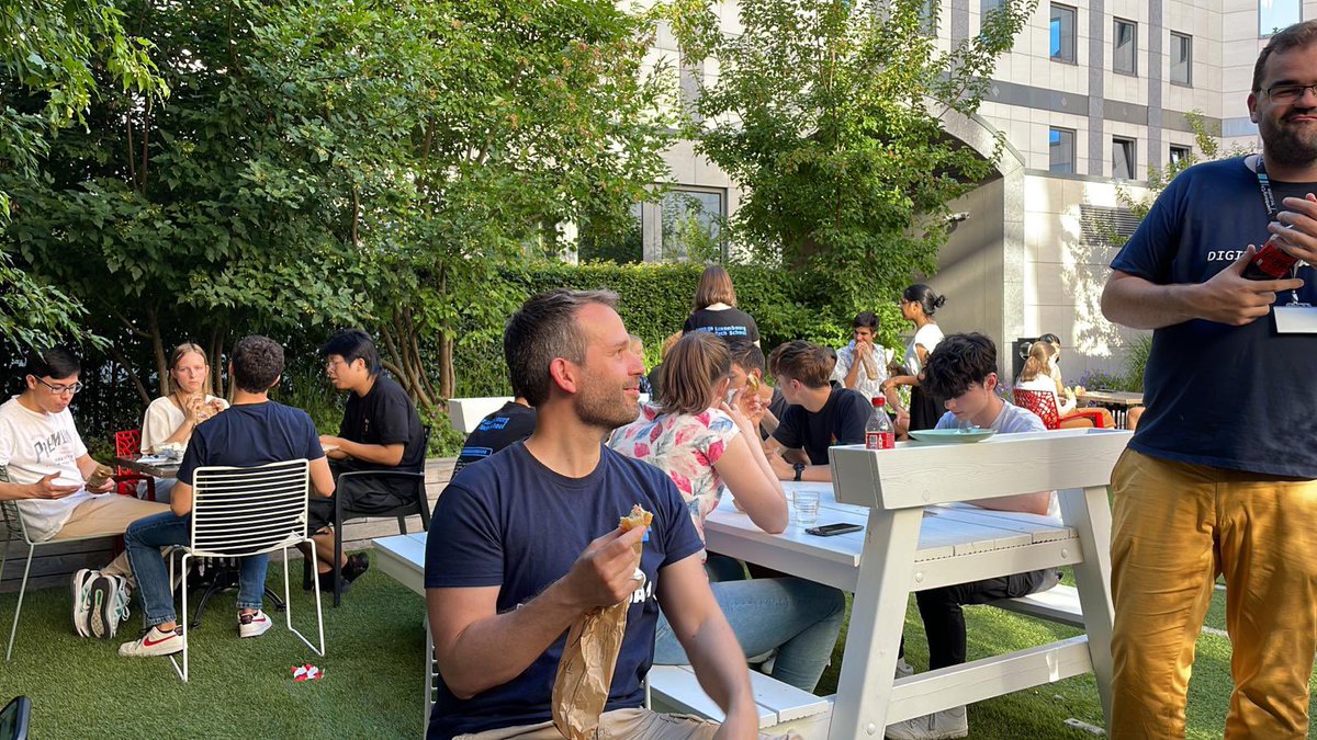 Luxembourg House of Financial Technology (@the_lhoft) on Twitter photo Another fantastic #Fintech hackathon with the bright young minds from @luxtechschool!
“Smart Banks for Life” 💡
#Finserv #Banking #Hackathon <a href="/DigiLuxembourg/">Innovative Initiatives</a> <a href="/ABBLbanking/">ABBL</a> <a href="/FnrLux/">Luxembourg National Research Fund (FNR)</a> <a href="/cgie_lu/">CGIE</a> <a href="/LuxSpaceAgency/">Luxembourg Space Agency</a> Another fantastic #Fintech hackathon with the bright young minds from @luxtechschool!
“Smart Banks for Life” 💡
#Finserv #Banking #Hackathon <a href="/DigiLuxembourg/">Innovative Initiatives</a> <a href="/ABBLbanking/">ABBL</a> <a href="/FnrLux/">Luxembourg National Research Fund (FNR)</a> <a href="/cgie_lu/">CGIE</a> <a href="/LuxSpaceAgency/">Luxembourg Space Agency</a>