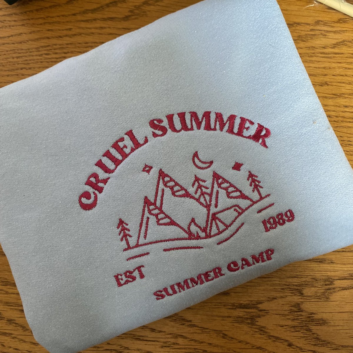 TheSundayDream_'s tweet photo. New designs out now! ☀️ Out of the woods and cruel summer summer camp designs #TaylorSwift #cruelsummer #outofthewoods https://t.co/8QpU06hhto