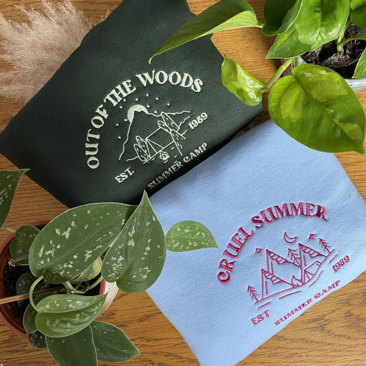 TheSundayDream_'s tweet photo. New designs out now! ☀️ Out of the woods and cruel summer summer camp designs #TaylorSwift #cruelsummer #outofthewoods https://t.co/8QpU06hhto