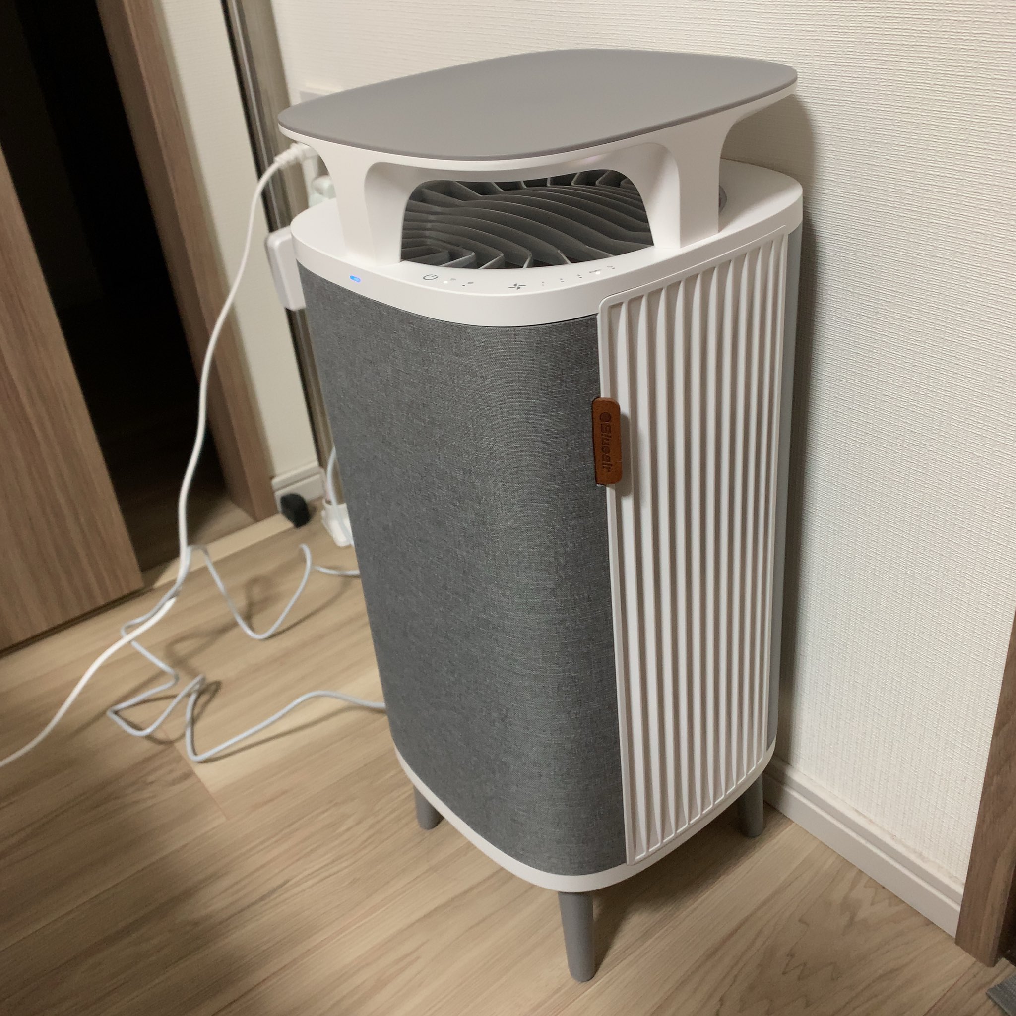 税理士タナカソラヲ事務所 Blueairの空気清浄機を購入しました デザインもかっこいい T Co 8hdwrpekqd Twitter