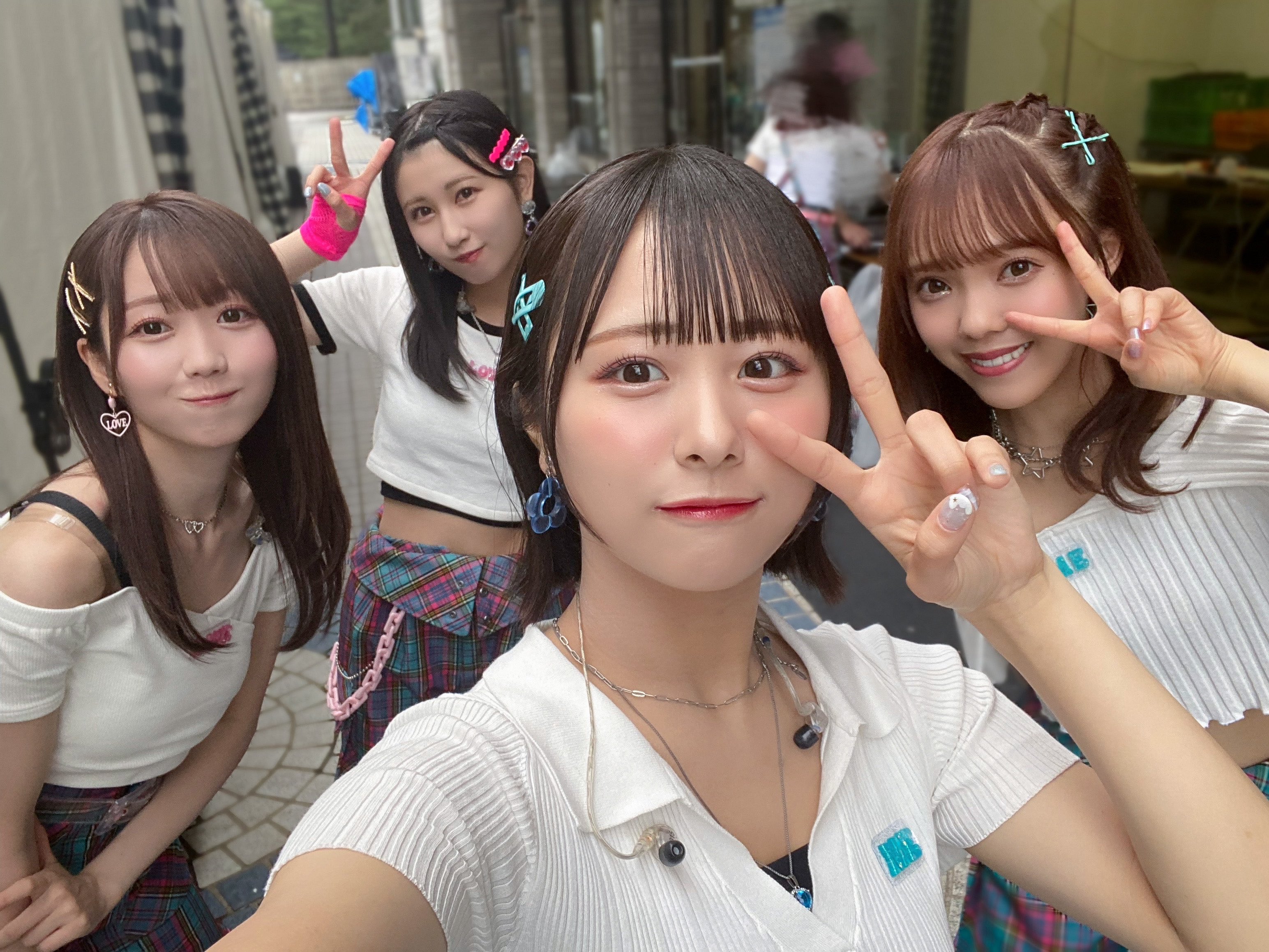 Amazon.co.jp: ≠ME 尾木波菜 イコノイジョイ大運動会 生写真